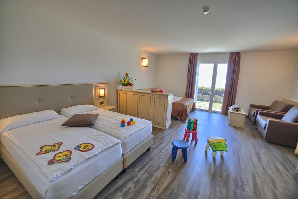 Familienzimmer mit Seeblick