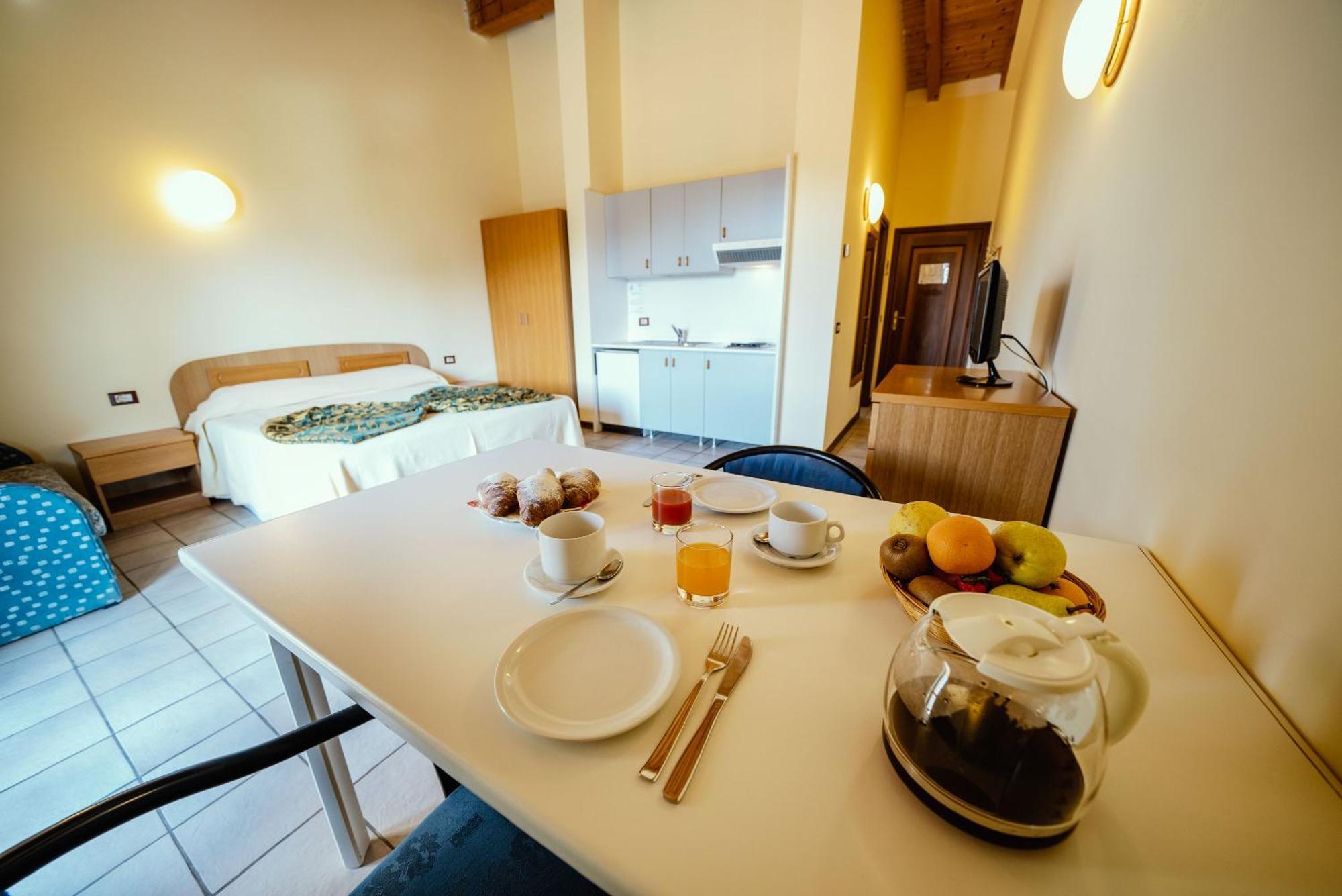 Studio Apartment